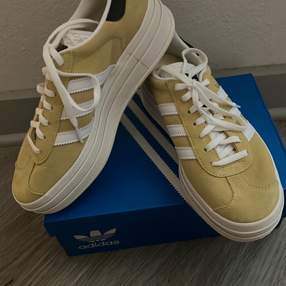 Adidas Gazelle Platform Sneakers - NEVER WORN